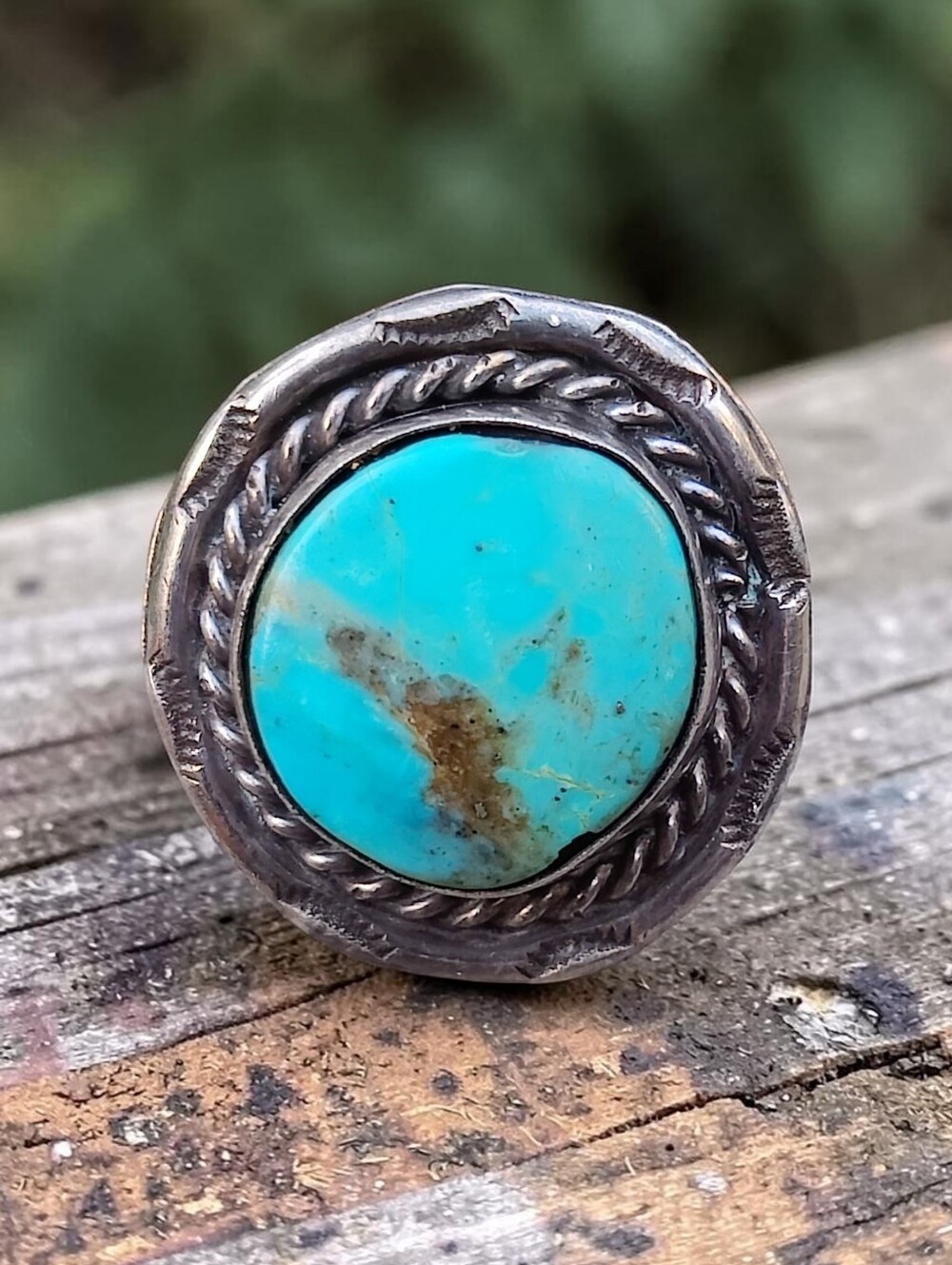 Antique Sterling Native American Made Turquoise Ring